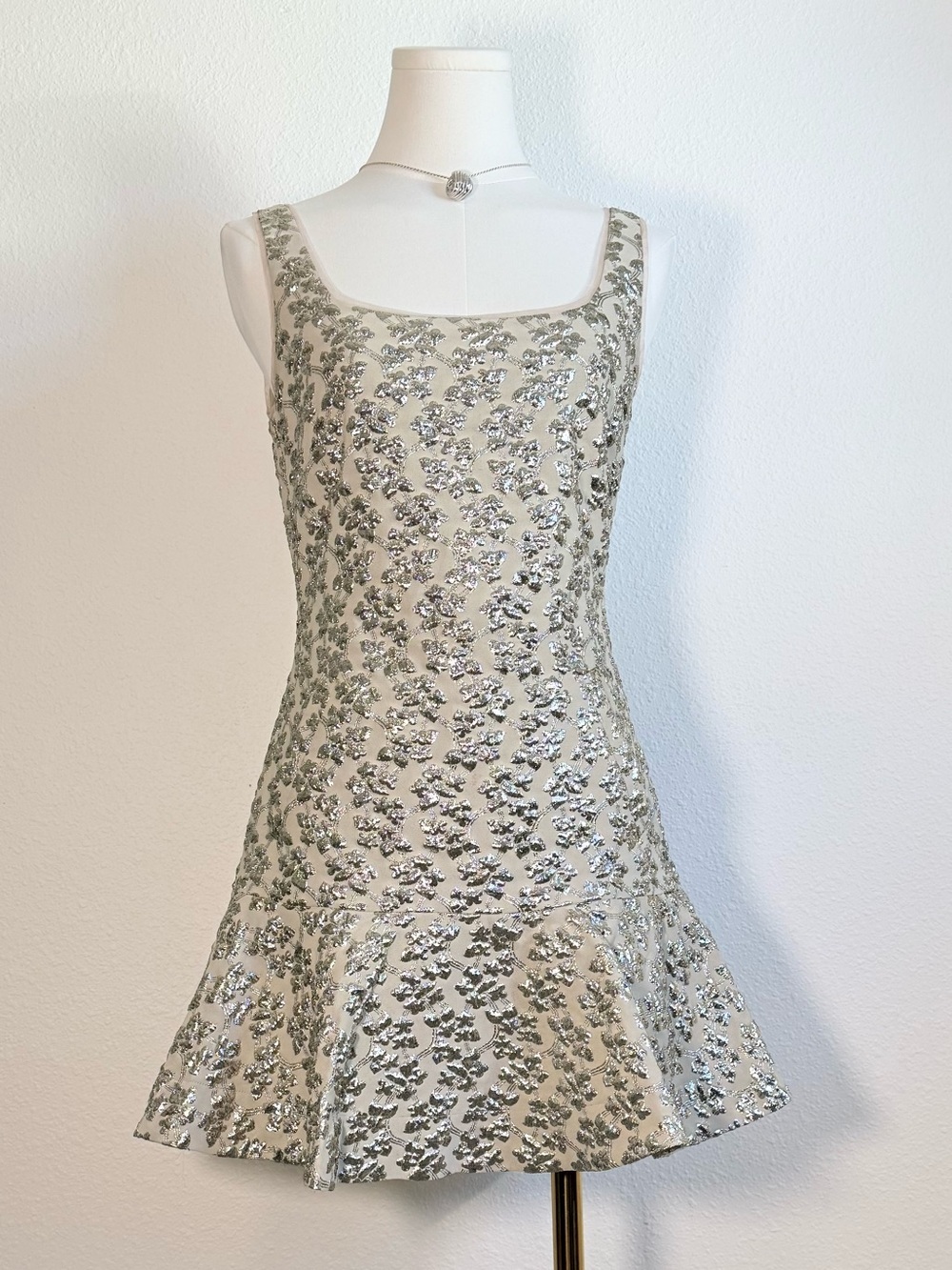 BCBGMAXAZRIA Malaika Mini Dress Gold Glam Party - Picture 3 of 9